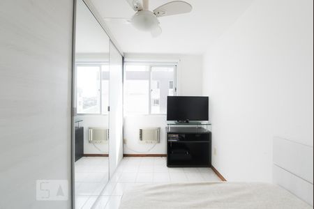 Quarto 1 de apartamento para alugar com 2 quartos, 69m² em Ipiranga, São José