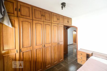 Casa à venda com 500m², 5 quartos e 6 vagasQuarto 2
