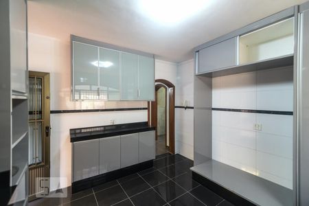 Casa à venda com 500m², 5 quartos e 6 vagasCozinha