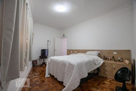 Casa para alugar com 140m², 3 quartos e 2 vagasQuarto