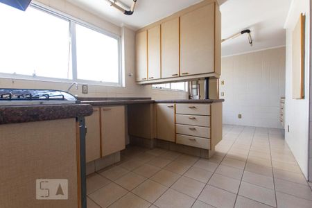 Cozinha  de apartamento à venda com 3 quartos, 170m² em Vila Boaventura, Jundiaí
