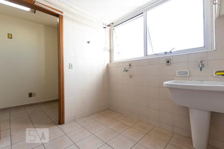 Area de Serviço  de apartamento à venda com 3 quartos, 170m² em Vila Boaventura, Jundiaí