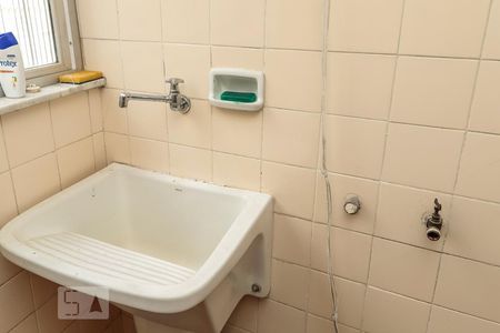 Apartamento à venda com 70m², 2 quartos e 1 vagaÁrea de Serviço