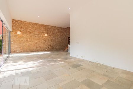 Sala de casa de condomínio para alugar com 4 quartos, 265m² em Santo Amaro, São Paulo