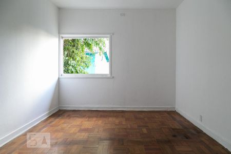 Casa para alugar com 180m², 3 quartos e 1 vaga Casa para alugar com 180m², 3 quartos e 1 vagaQuarto 2
