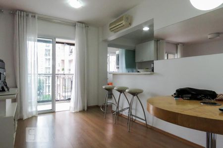 Sala de kitnet/studio para alugar com 1 quarto, 48m² em Vila Nova Conceição, São Paulo