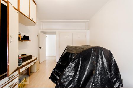 Dormitório 2 de apartamento à venda com 3 quartos, 178m² em Vila Buarque, São Paulo