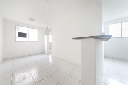 Apartamento à venda com 45m², 2 quartos e 1 vaga Apartamento à venda com 45m², 2 quartos e 1 vagaSala
