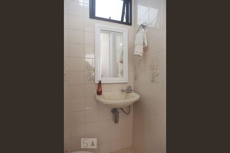 Lavabo de apartamento à venda com 1 quarto, 60m² em Centro, Campinas