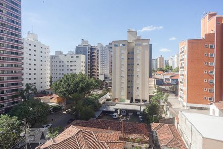 Apartamento à venda com 60m², 1 quarto e 1 vagaVista da varanda do quarto