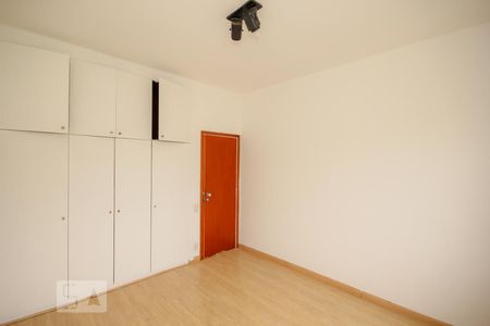 Apartamento à venda com 200m², 4 quartos e 4 vagasQuarto 3