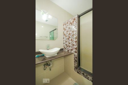 Apartamento à venda com 200m², 4 quartos e 4 vagasBanheiro - SUite