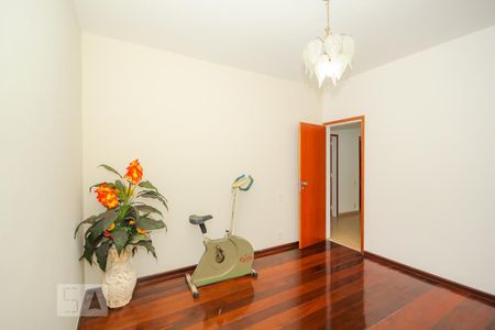 Apartamento à venda com 200m², 4 quartos e 4 vagasSala