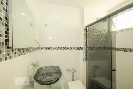 Apartamento à venda com 200m², 4 quartos e 4 vagasBanheiro Social