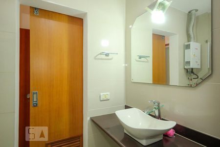 Apartamento à venda com 200m², 4 quartos e 4 vagasBanheiro - SUite