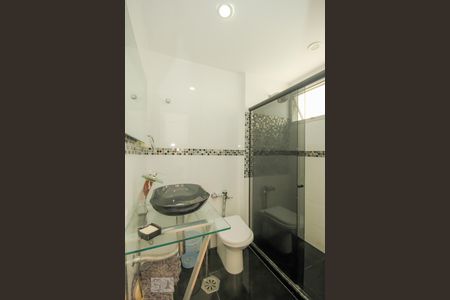 Apartamento à venda com 200m², 4 quartos e 4 vagasBanheiro Social