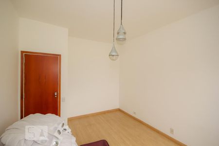 Apartamento à venda com 200m², 4 quartos e 4 vagasQuarto 2