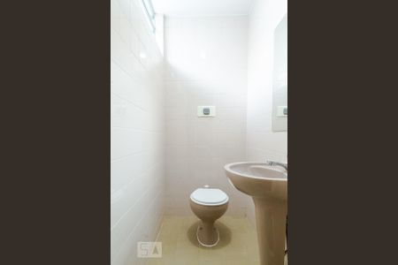 Casa para alugar com 267m², 3 quartos e 2 vagas Casa para alugar com 267m², 3 quartos e 2 vagasLavabo - Andar 3