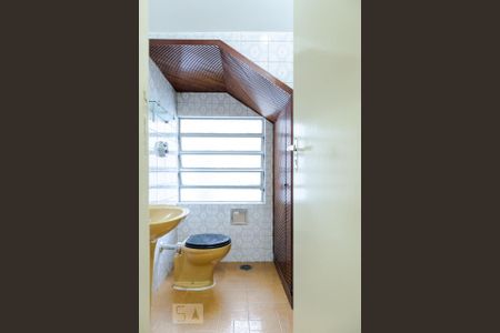 Casa para alugar com 267m², 3 quartos e 2 vagas Casa para alugar com 267m², 3 quartos e 2 vagasBanheiro - Suíte Canadense - Andar 2