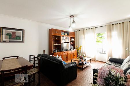 Sala  de casa para alugar com 2 quartos, 200m² em Cidade Mãe do Céu, São Paulo