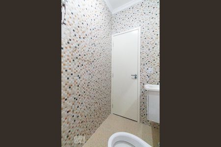 Banheiro de casa para alugar com 1 quarto, 45m² em Chácara Belenzinho, São Paulo