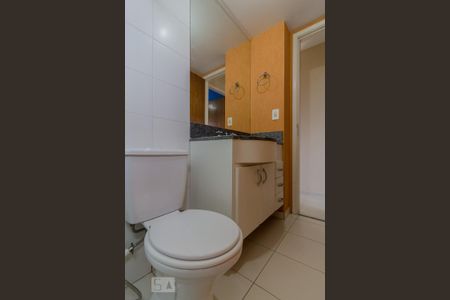 Detalhe do Banheiro de apartamento para alugar com 2 quartos, 68m² em Vila Gilda, Santo André