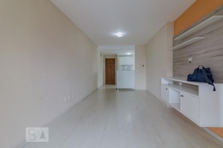 Sala de apartamento para alugar com 2 quartos, 68m² em Vila Gilda, Santo André
