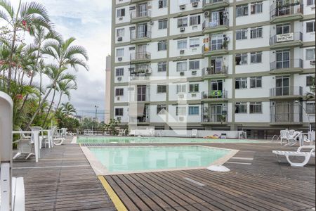 Apartamento à venda com 60m², 2 quartos e 1 vagaÁrea comum - Piscina