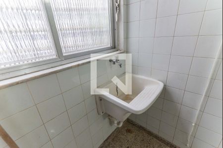 Apartamento à venda com 60m², 2 quartos e 1 vagaÁrea de Serviço