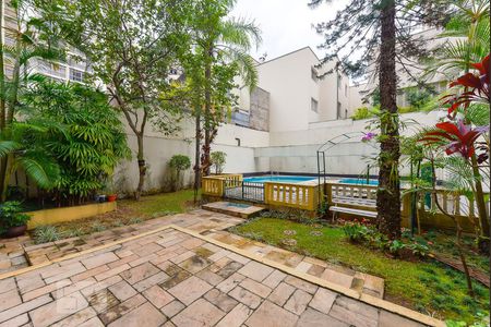 Apartamento para alugar com 128m², 3 quartos e 1 vagaPiscina