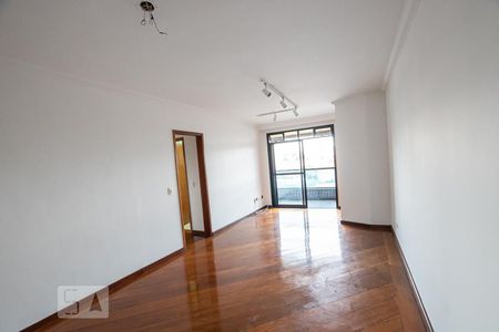 Sala de apartamento para alugar com 3 quartos, 101m² em Chácara Inglesa, São Paulo