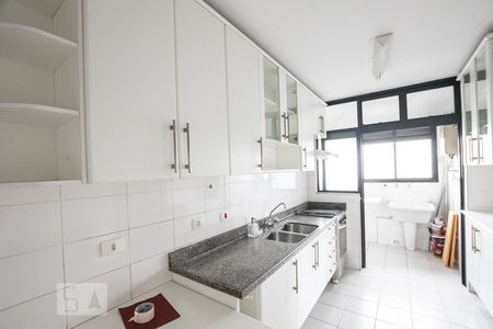Apartamento para alugar com 101m², 3 quartos e 2 vagasCozinha