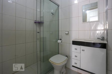 Banheiro de kitnet/studio para alugar com 1 quarto, 35m² em Vila Buarque, São Paulo