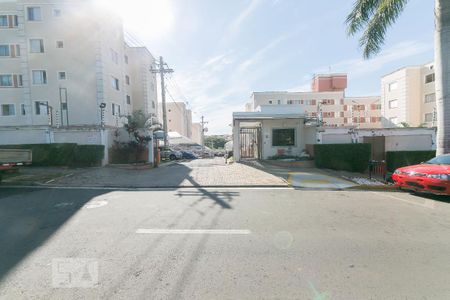Fachada do Condomínio de apartamento para alugar com 2 quartos, 45m² em Loteamento Parque São Martinho, Campinas