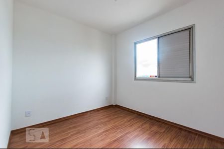 Apartamento à venda com 86m², 3 quartos e 1 vagaQuarto 2