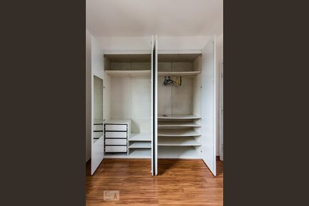 Apartamento à venda com 86m², 3 quartos e 1 vagaQuarto 2