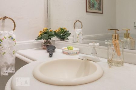 Apartamento à venda com 230m², 3 quartos e sem vagaBanheiro 1