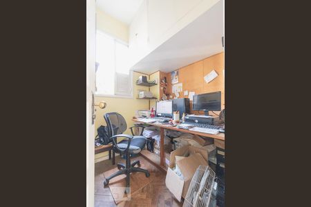 Apartamento à venda com 230m², 3 quartos e sem vagaDependência