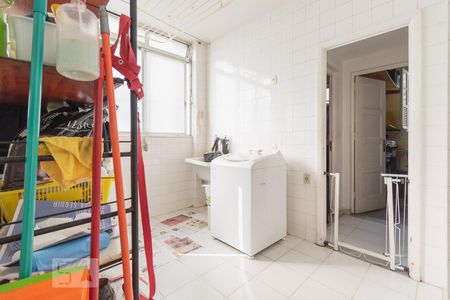 Apartamento à venda com 230m², 3 quartos e sem vagaÁrea de Serviço