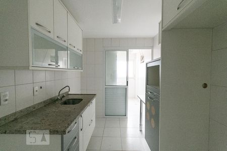 Apartamento à venda com 101m², 3 quartos e 2 vagasCozinha 