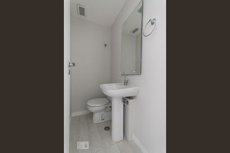 Banheiro  de apartamento para alugar com 3 quartos, 101m² em Vila Mariana, São Paulo