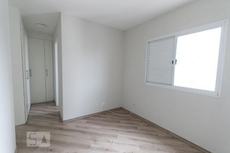Apartamento à venda com 101m², 3 quartos e 2 vagasSuíte 2 