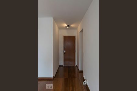 Sala (Entrada) de apartamento para alugar com 2 quartos, 67m² em Vila Gumercindo, São Paulo