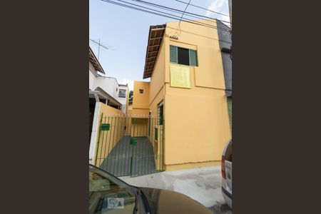 Fachada de casa à venda com 2 quartos, 76m² em Vila São Francisco (zona Sul), São Paulo