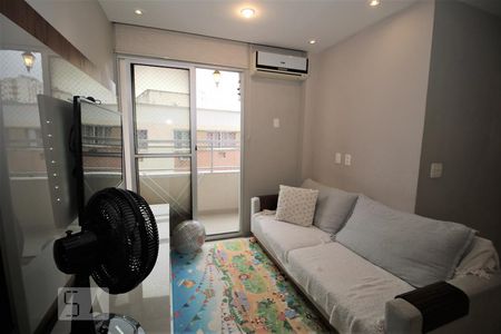 Sala de apartamento à venda com 3 quartos, 60m² em Pechincha, Rio de Janeiro