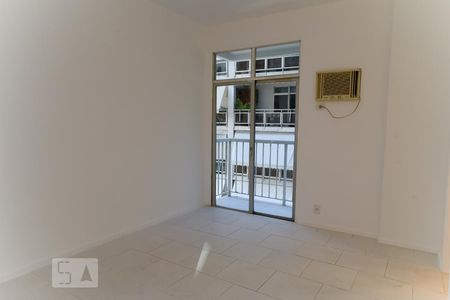 Quarto 2 (suíte) de apartamento à venda com 3 quartos, 100m² em Leblon, Rio de Janeiro