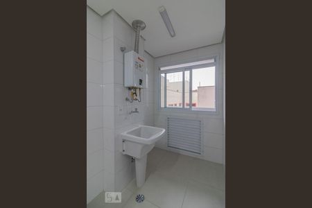 Área de serviço de apartamento para alugar com 2 quartos, 65m² em Santa Maria, São Caetano do Sul