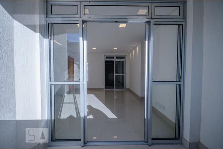 Apartamento para alugar com 105m², 2 quartos e 2 vagasVARANDA