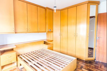 Quarto 2 de apartamento à venda com 3 quartos, 100m² em Vila Ipiranga, Porto Alegre