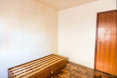 Quarto 1 de apartamento à venda com 3 quartos, 100m² em Vila Ipiranga, Porto Alegre